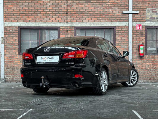 Lexus IS 250 Business 205pk 2006, 61-SP-LK