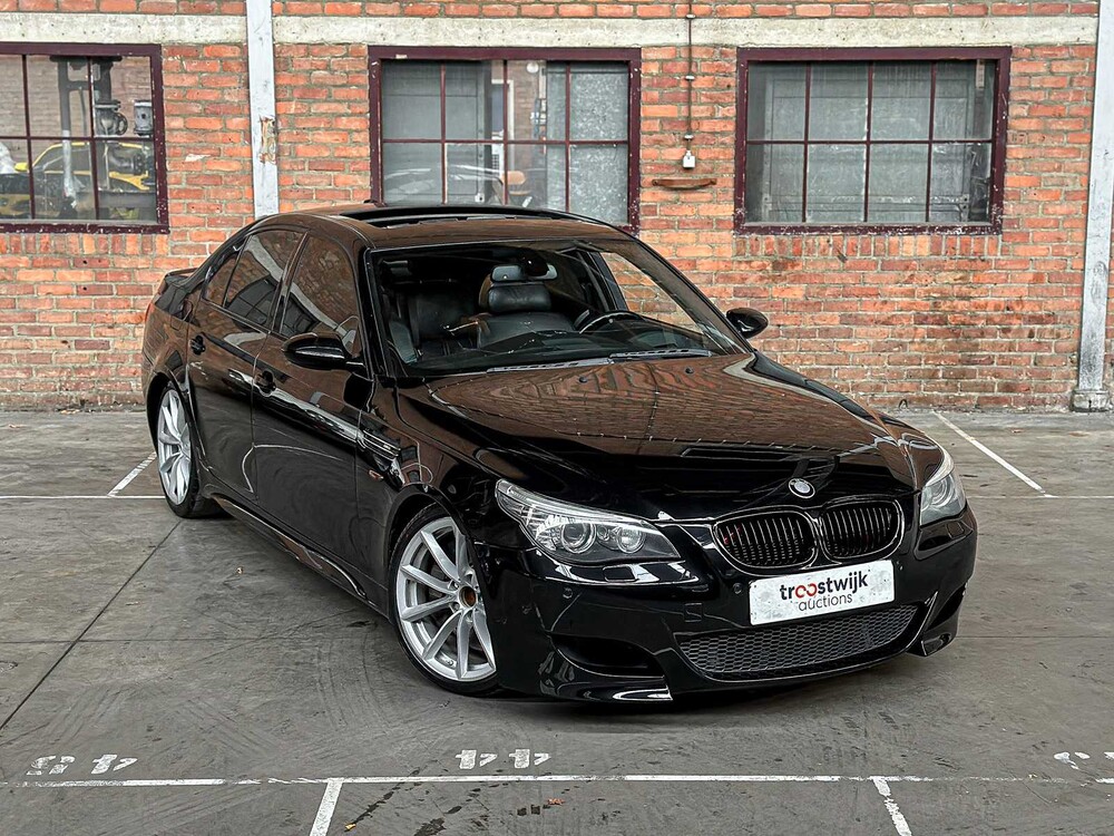 BMW M5 5.0 V10 500pk 2006 E60 5-serie