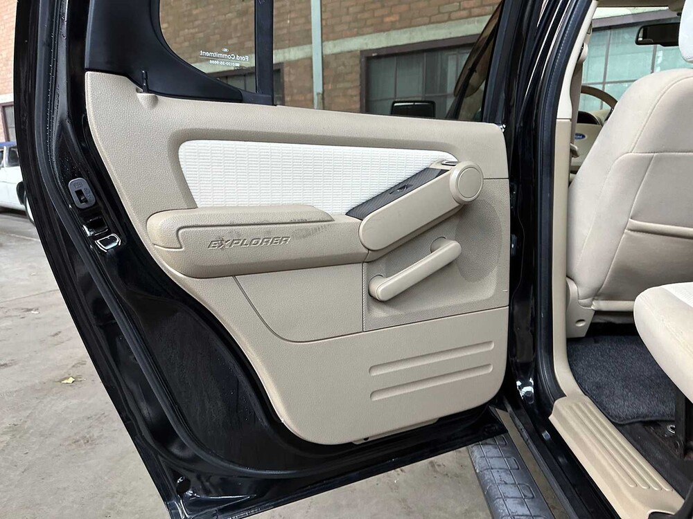 Ford Explorer Sport Trac Pick-up 4.0 V6 210pk 2007 Yountimer