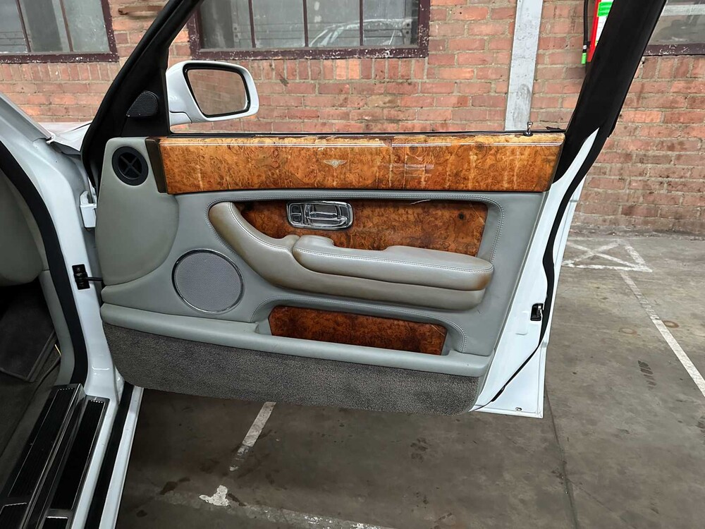 Bentley Arnage 6.8 V8 2004