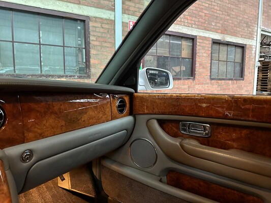 Bentley Arnage 6.8 V8 2004