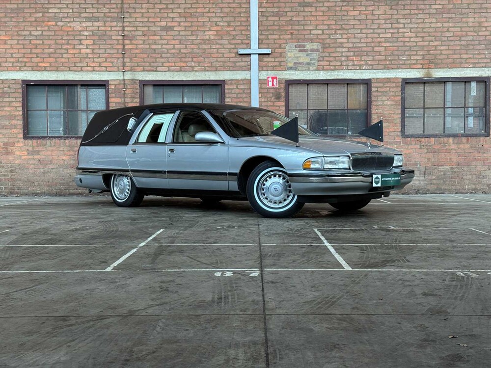 Buick Roadmaster Estate Wagon Begrafenisauto 5.7 1996, 92-HV-BB