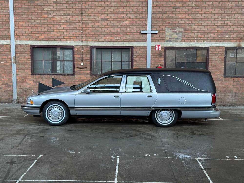 Buick Roadmaster Estate Wagon Begrafenisauto 5.7 1996, 92-HV-BB