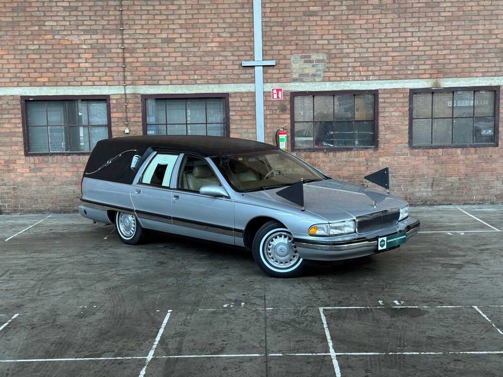 Buick Roadmaster Estate Wagon Begrafenisauto 5.7 1996, 92-HV-BB