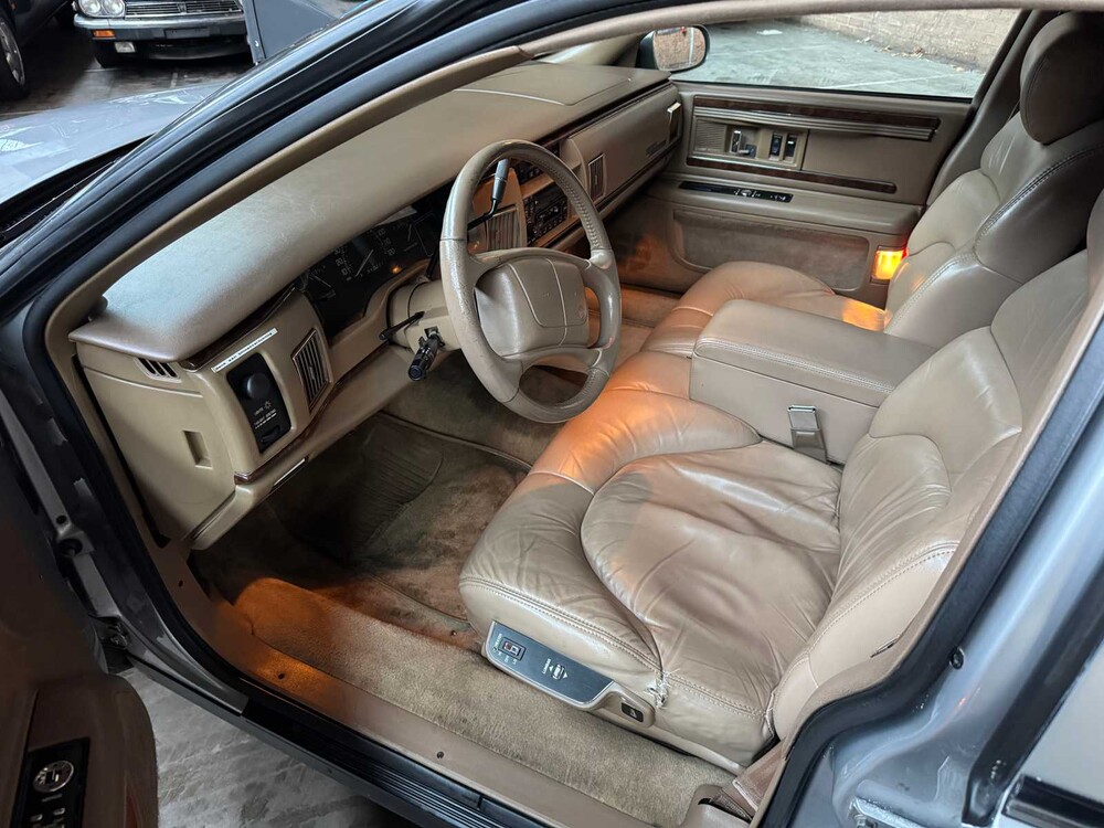 Buick Roadmaster Estate Wagon Begrafenisauto 5.7 1996, 92-HV-BB