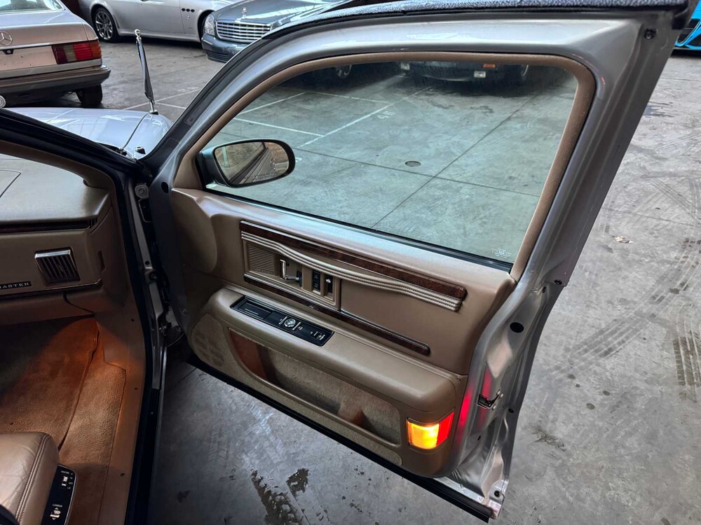 Buick Roadmaster Estate Wagon Begrafenisauto 5.7 1996, 92-HV-BB