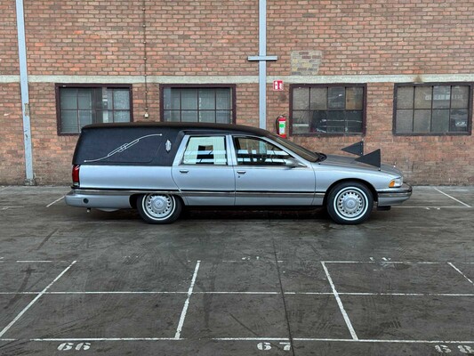 Buick Roadmaster Estate Wagon Begrafenisauto 5.7 1996, 92-HV-BB