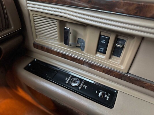 Buick Roadmaster Estate Wagon Begrafenisauto 5.7 1996, 92-HV-BB