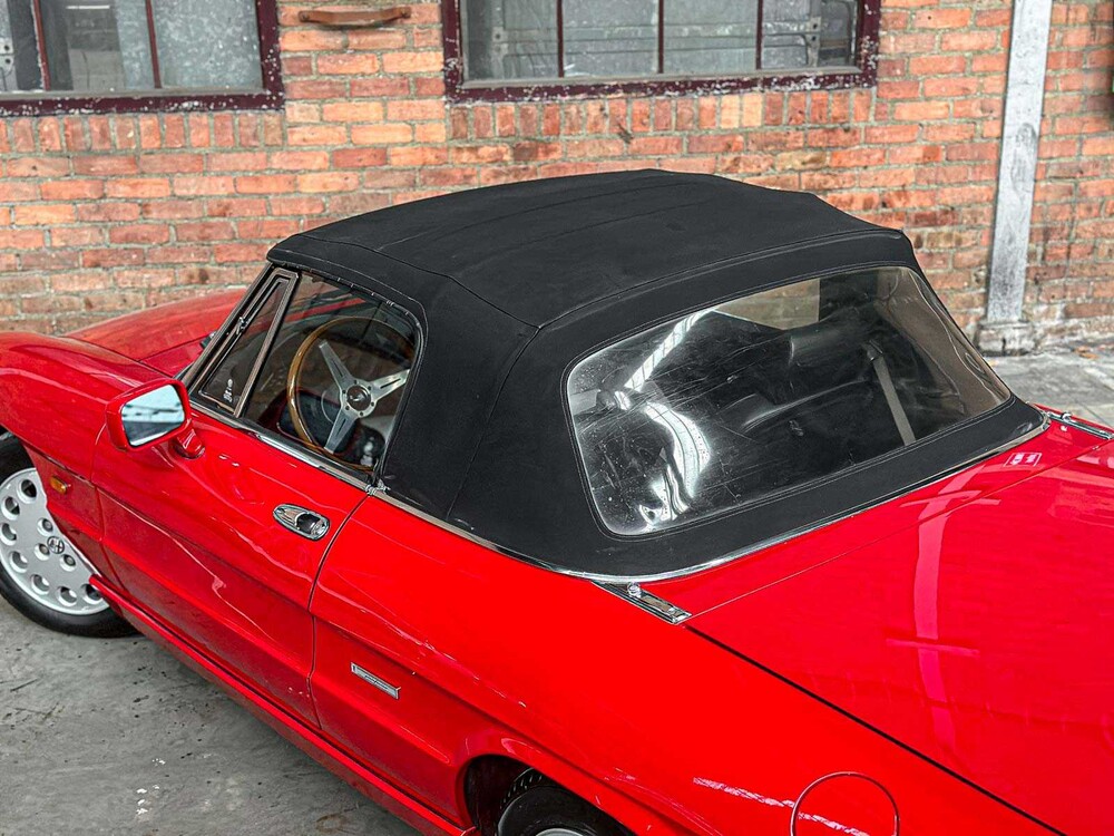Alfa Romeo Spider 2.0 118pk 1992, NJ-273-V Youngtimer