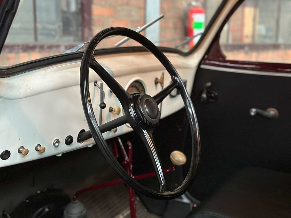 Peugeot 202 Pick-Up Truck 1946, BH-08-77