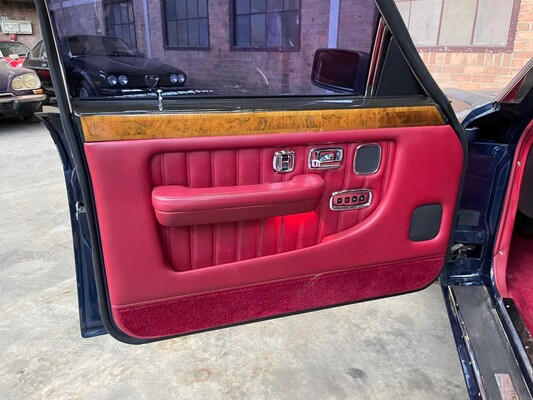 Bentley Brooklands 6.75 V8 245pk 1996 -Youngtimer-