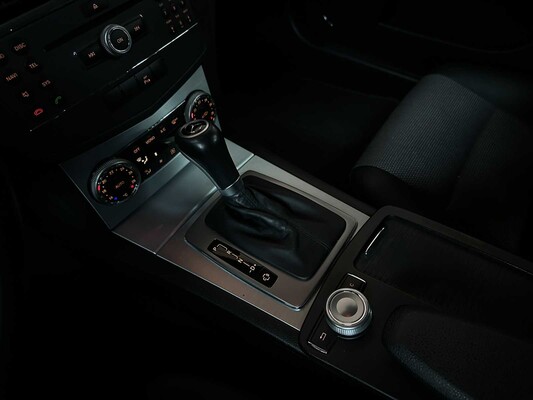 Mercedes-Benz C180 CDI BlueEFFICIENCY Business Class Avantgarde C-klasse Estate 120pk 2010 (Origineel-NL), 70-NPB-5