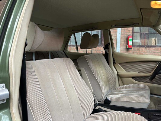Mercedes-Benz 280 SE W116 240pk 1977