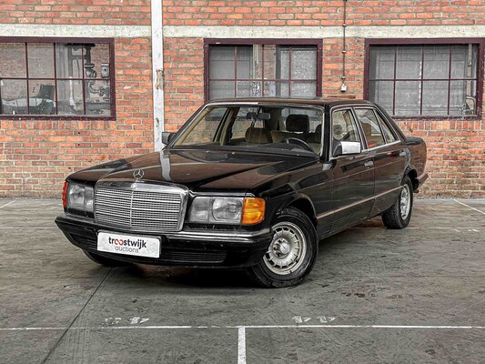 Mercedes-Benz 280 SEL 