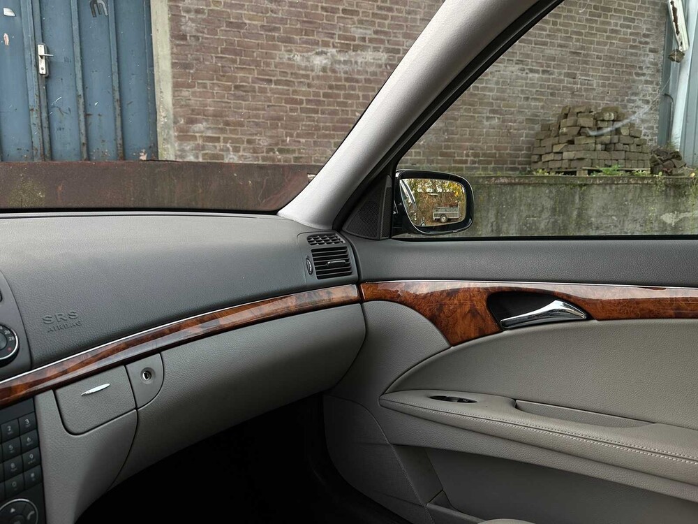 Mercedes-Benz E200 Limousine 2007 E-Klasse (Origineel-NL + 1e Eigenaar), 92-XK-RH Youngtimer