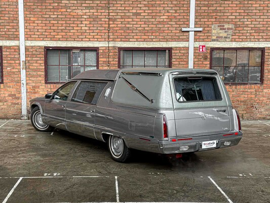Cadillac Fleetwood Krystal Koach Funeral Car 5.7 V8 263pk 1995