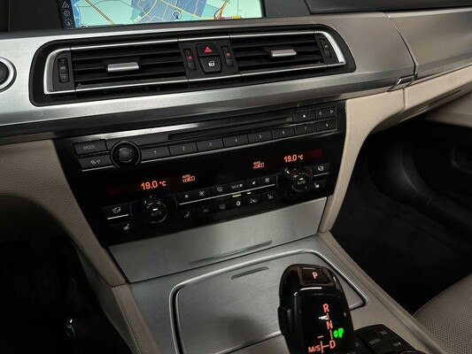 BMW 750i ActiveHybrid 4.4 V8 407pk 2010 7-serie, 02-PGJ-7 Youngtimer