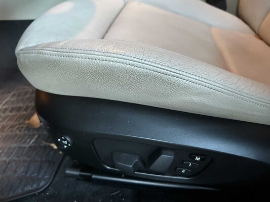 BMW X1 xDrive28i Executive 258pk 2009, 51-NVZ-9