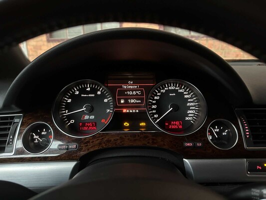 Audi S8 5.2 V10 Quattro Pro Line+ 450pk 2009, PX-166-N
