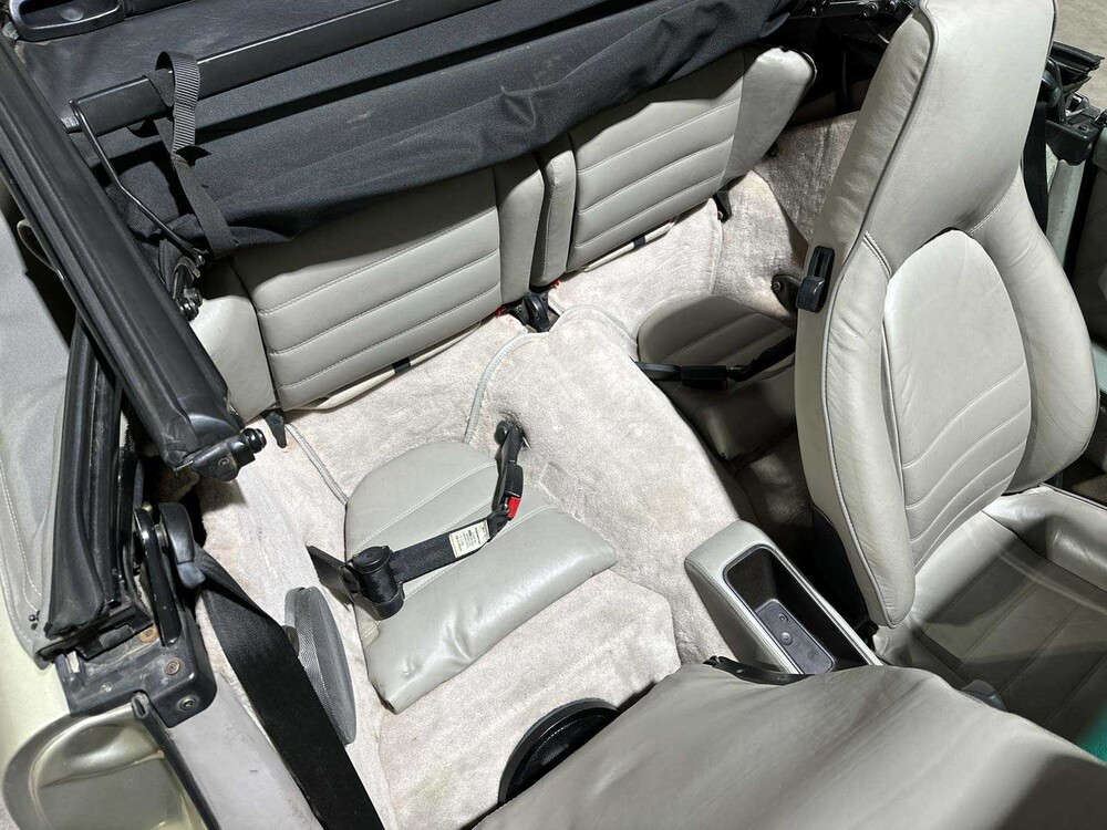 Porsche 911 Carrera 4 3.6 -Automaat- 250pk 1990