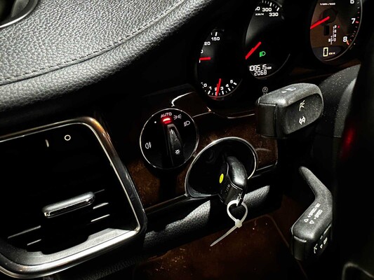 Porsche Panamera 4S 4.8 V8 400pk 2010 Sport-Chrono