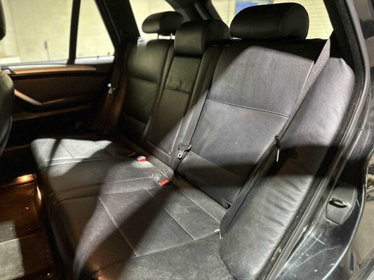 BMW X5 3.0i Executive 231pk 2002, 98-JX-JV Youngtimer