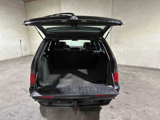 BMW X5 3.0i Executive 231pk 2002, 98-JX-JV Youngtimer