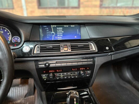 BMW Alpina B7 V8 507pk 2011