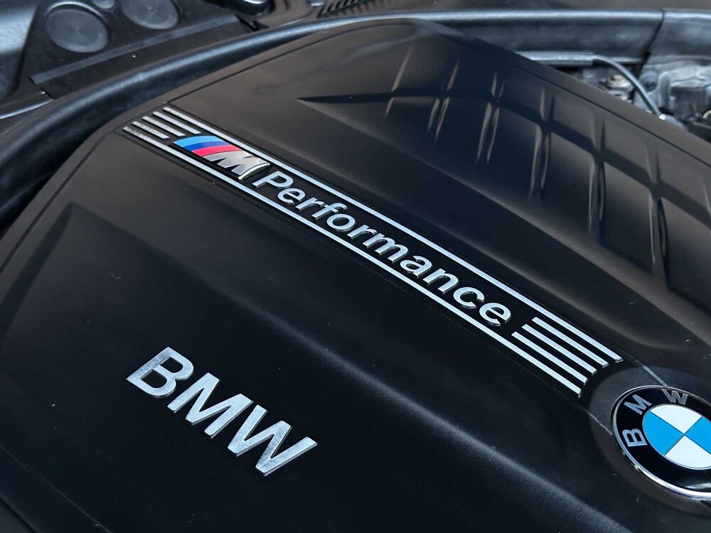 BMW M135i xDrive F20 3.0 320pk 2013