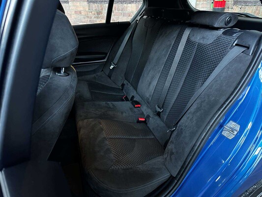 BMW M135i xDrive F20 3.0 320pk 2013