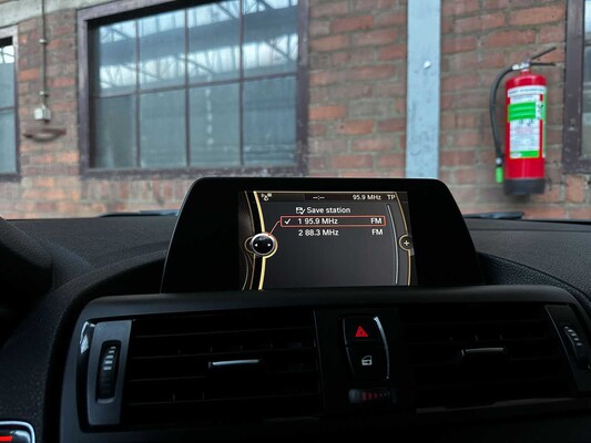 BMW M135i xDrive F20 3.0 320pk 2013