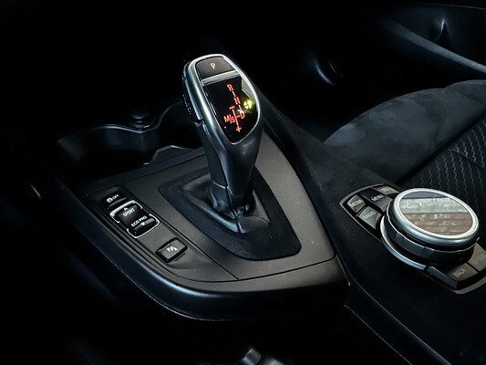 BMW M135i xDrive F20 3.0 320pk 2013