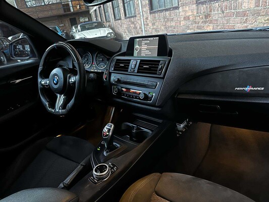 BMW M135i xDrive F20 3.0 320pk 2013