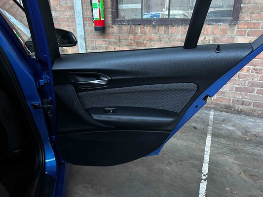 BMW M135i xDrive F20 3.0 320pk 2013