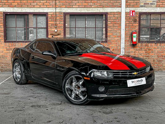 Chevrolet Camaro LS 3.6 V6 328pk 2014