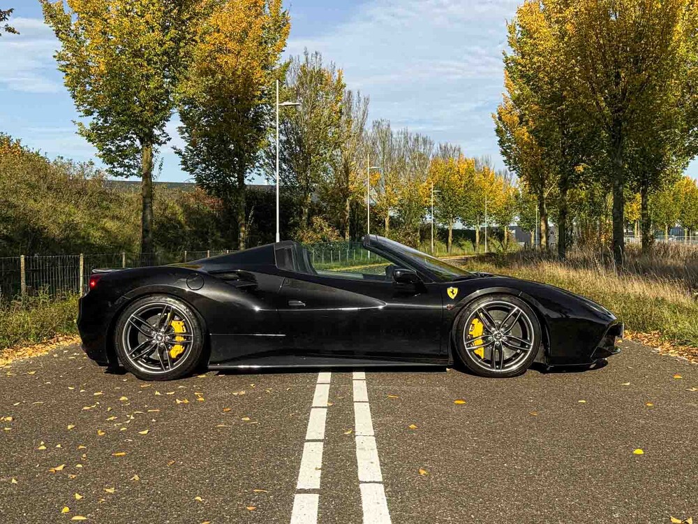 Ferrari 488 Spider HELE 3.9 V8 -Full Carbon- 670pk 2018