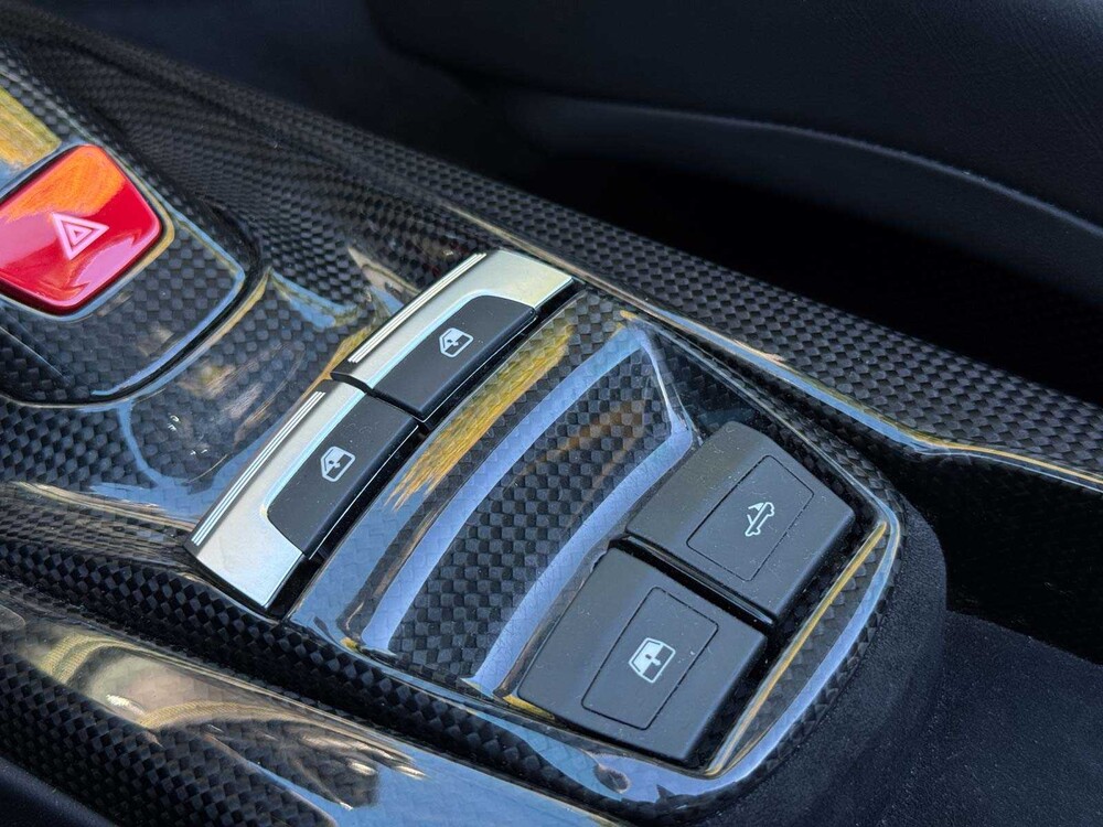 Ferrari 488 Spider HELE 3.9 V8 -Full Carbon- 670pk 2018