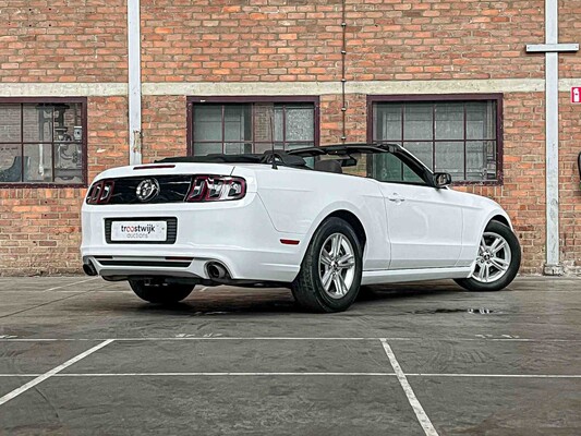 Ford Mustang Cabriolet 3.7 V6 305pk 2014
