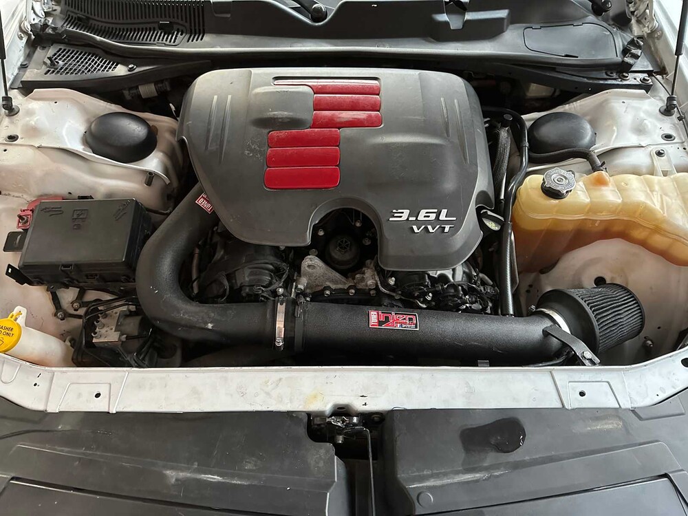 Dodge Challenger SXT 3.6 V6 305PK 2016