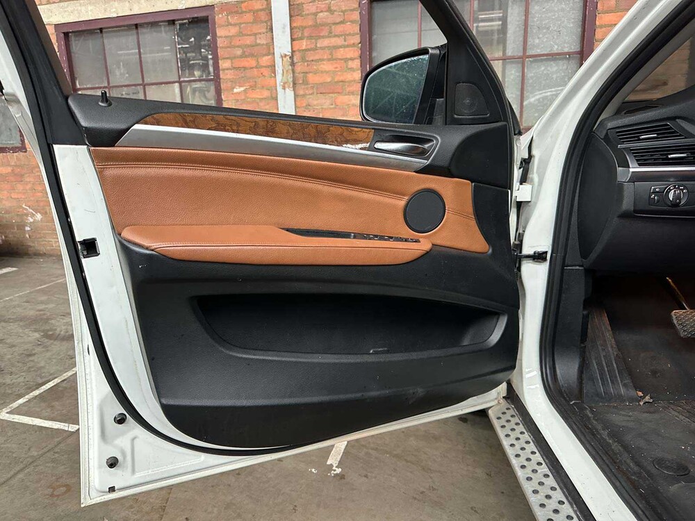 BMW X6 xDrive35i LCi 306hp 2012 E71