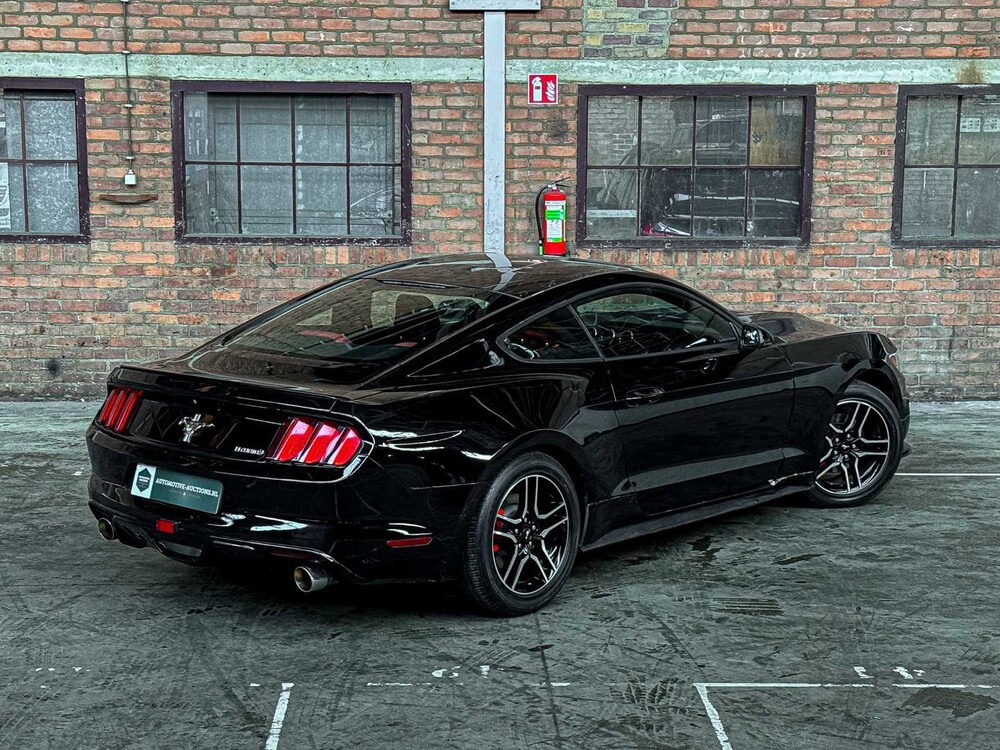Ford Mustang 3.7 V6 300pk 2015 Coupe