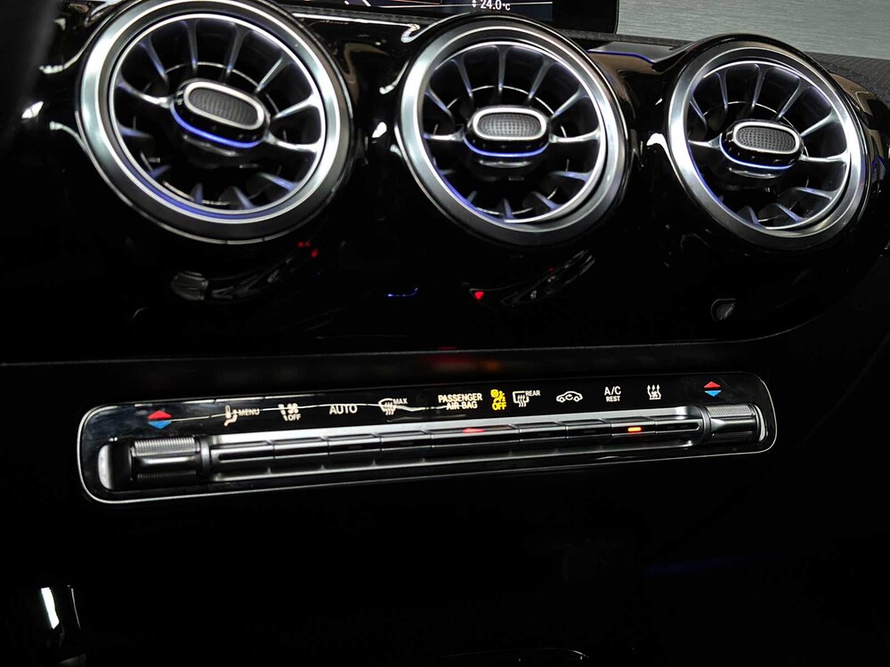 Mercedes-Benz CLA250 e Business Solution AMG Limited CLA-klasse Shooting Brake 160pk 2022, P-675-JH