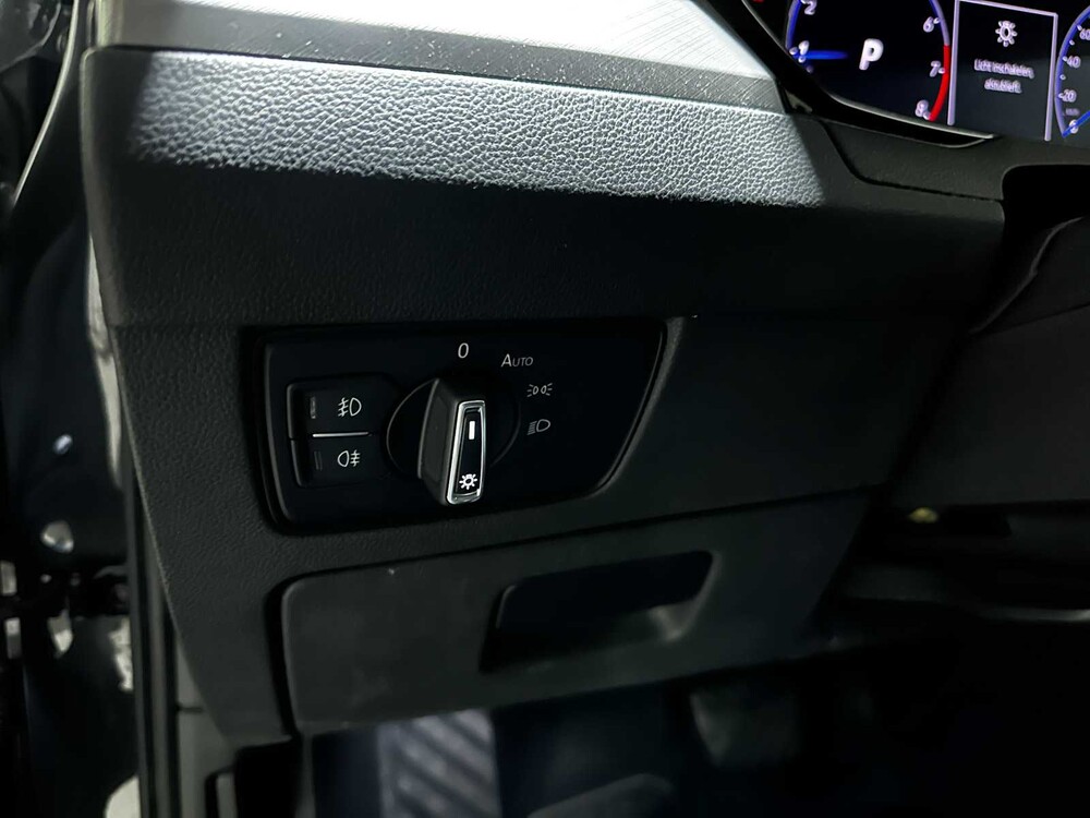 Volkswagen Passat Variant 1.5 TSI Business 150pk 2020 (Origineel-NL+1e eignaar), J-046-XK