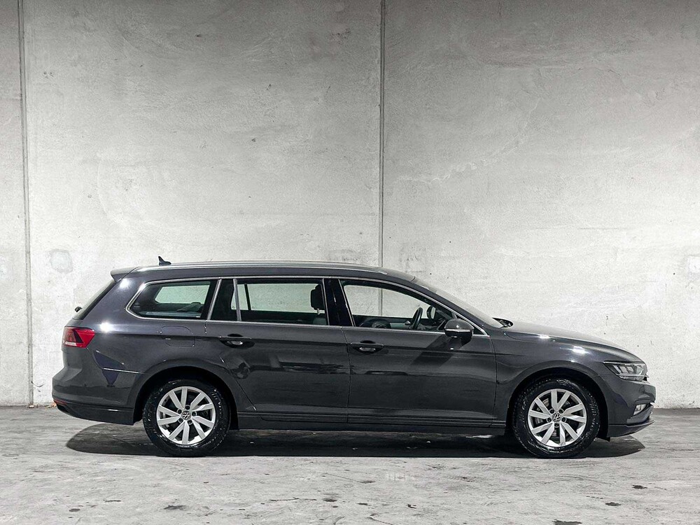 Volkswagen Passat Variant 1.5 TSI Business 150pk 2020 (Origineel-NL+1e eignaar), J-046-XK