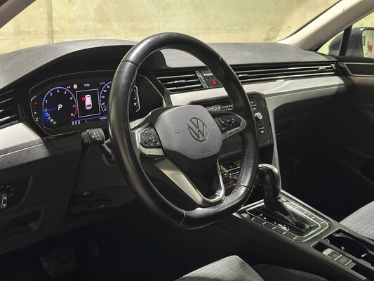 Volkswagen Passat Variant 1.5 TSI Business 150pk 2020 (Origineel-NL+1e eignaar), J-046-XK