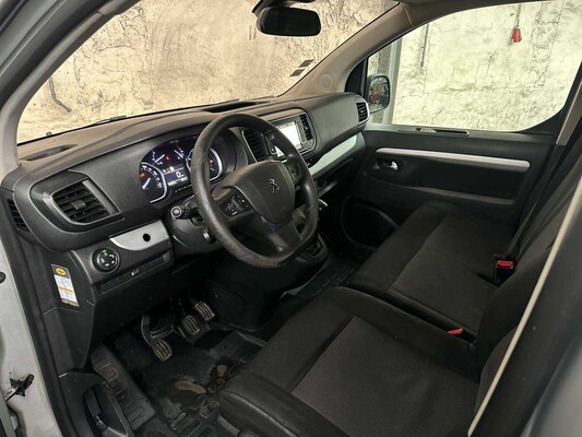 Peugeot Expert Traveller 1.5 9-persoons 120pk 2019