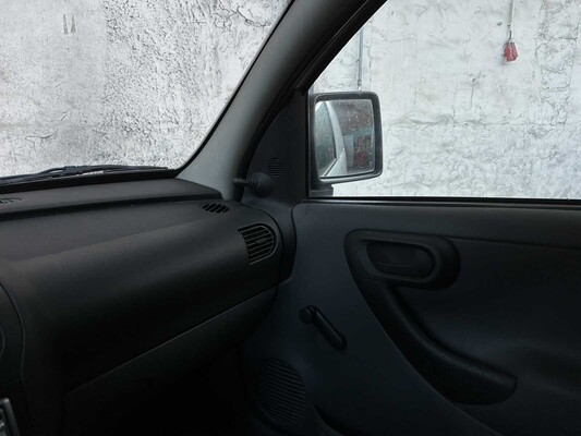 Opel Combo 1.7 DI City 65PK 2004, 20-BP-SP