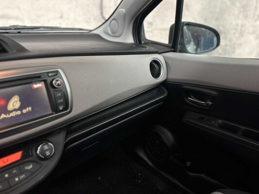 Toyota Yaris 1.3 VVTi Aspiration 2011 98pk, RB-304-D