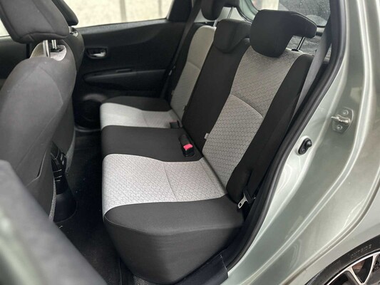 Toyota Yaris 1.3 VVTi Aspiration 2011 98pk, RB-304-D