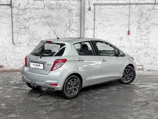 Toyota Yaris 1.3 VVTi Aspiration 2011 98pk, RB-304-D